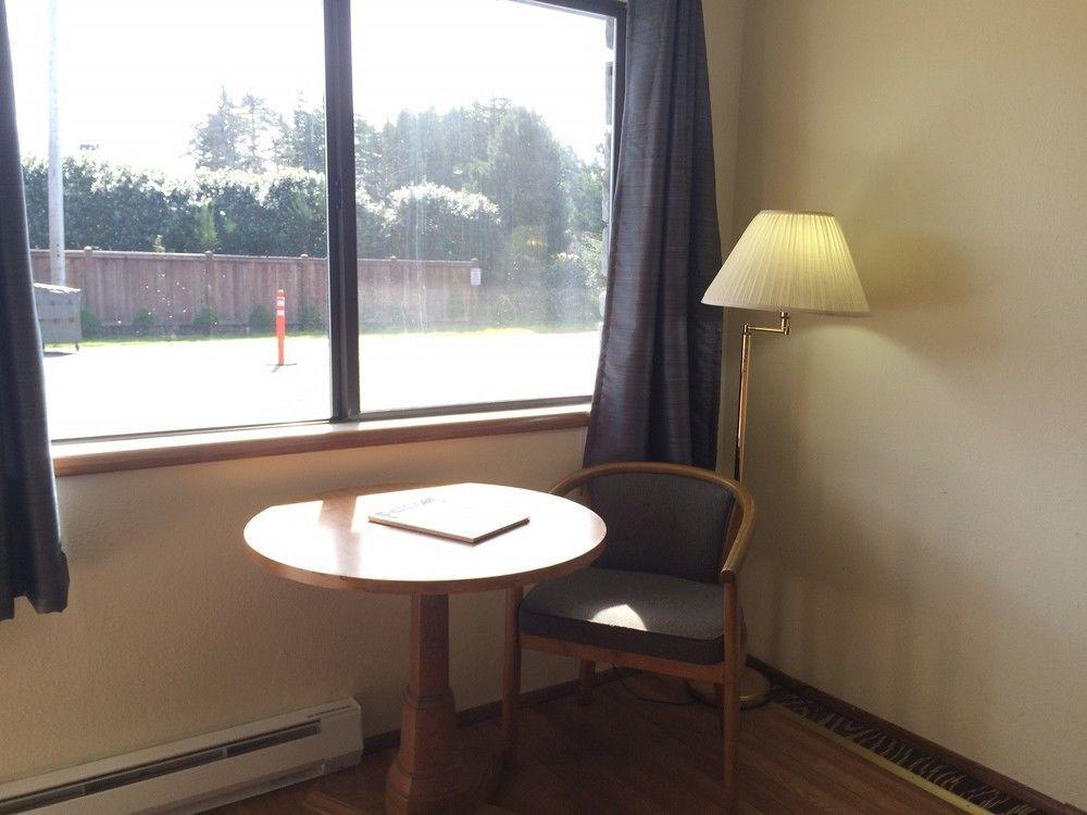 Silver Sands Motel ฟลอเรนซ์ ภายนอก รูปภาพ